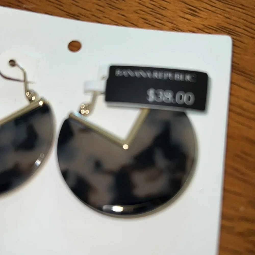 Banana Republic pair earrings